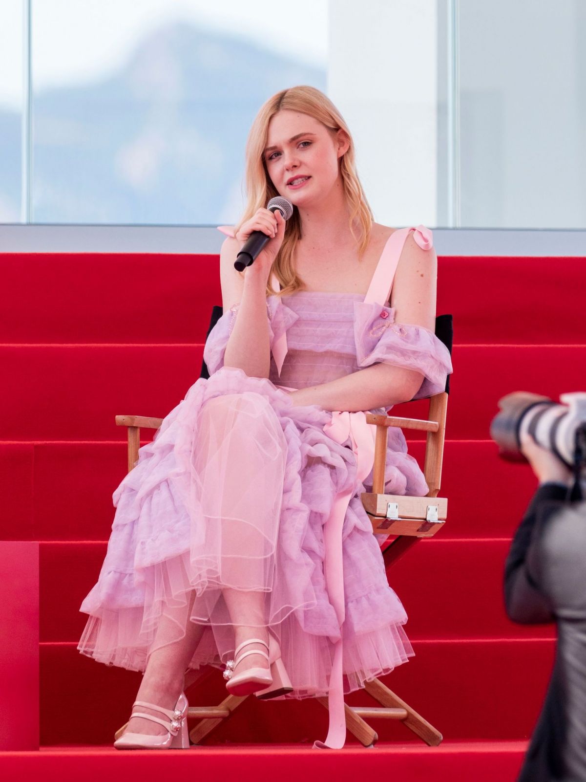 elle-fanning-at-an-interview-on-the-croisette-in-cannes-05-14-2019-4.jpg elle-fanning-at-an-interview-on-the-croisette-in-cannes-05-14-2019-4.jpg