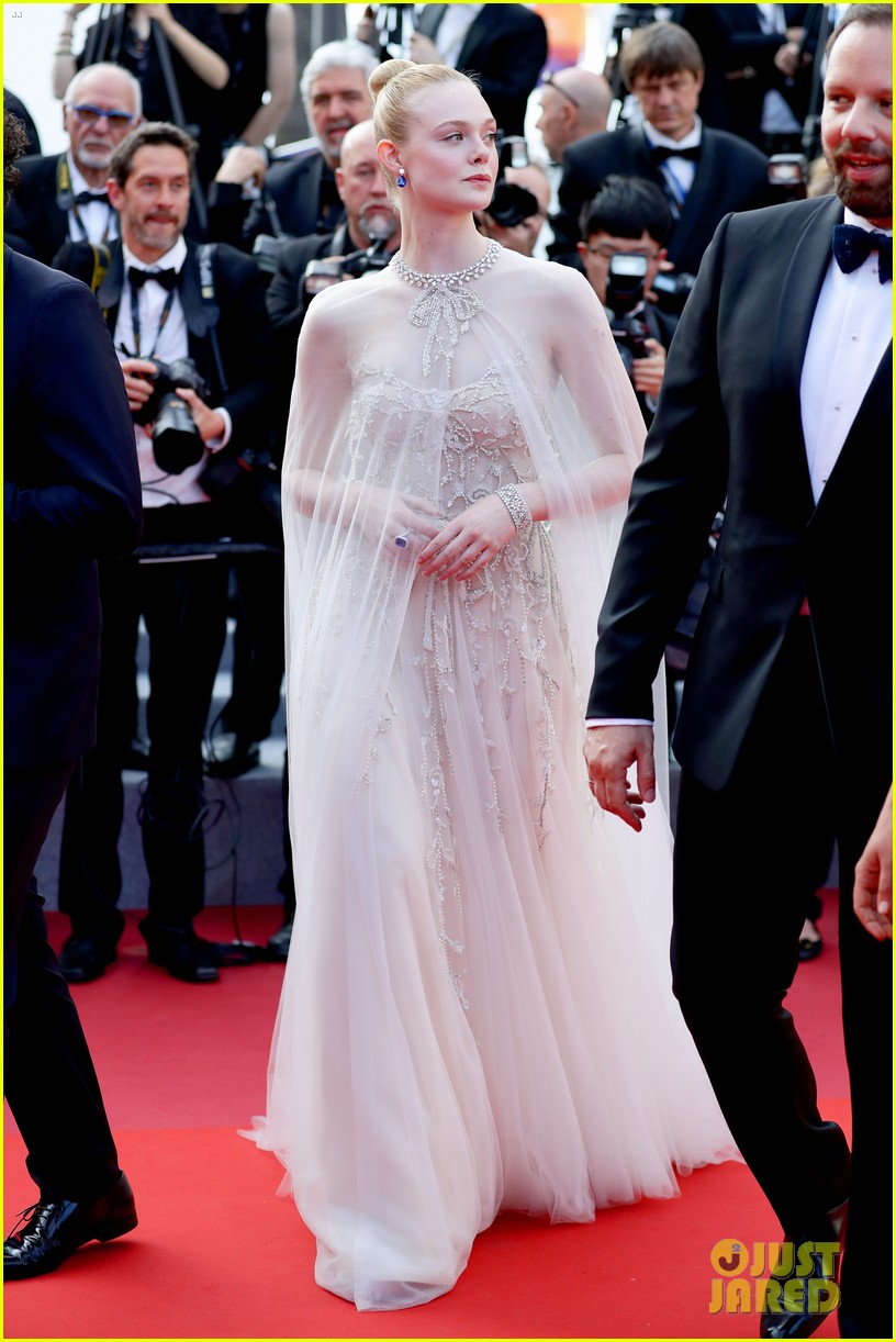 elle-fanning-cannes-film-festival-closing-ceremony-13.jpg elle-fanning-cannes-film-festival-closing-ceremony-13.jpg