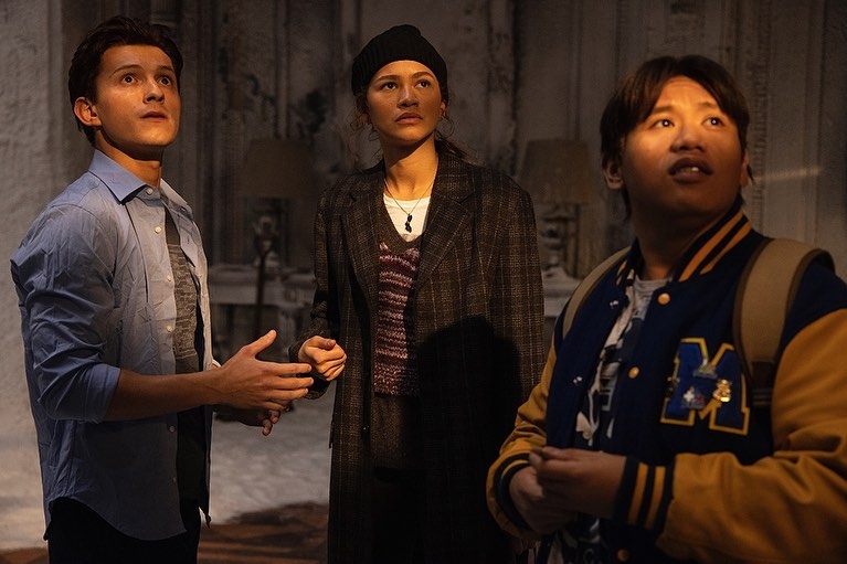 tomholland2013_CLpwqiLF62e.jpg